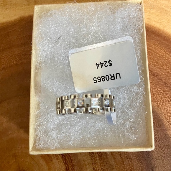 Moissanite And Sterling Silver Presidential or Watchband Style Band Ring | Sz 7 - Picture 5 of 10